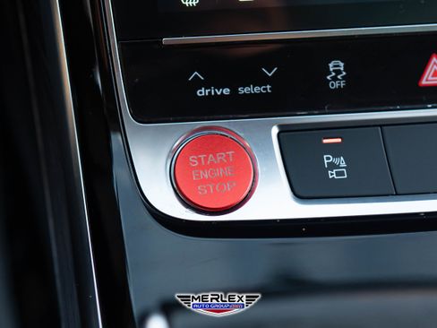 Used 2021 Audi A8 L 4.0T w/ Interior Protection Package image 34