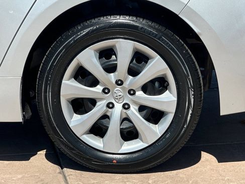Certified 2023 Toyota Corolla LE FWD image 31