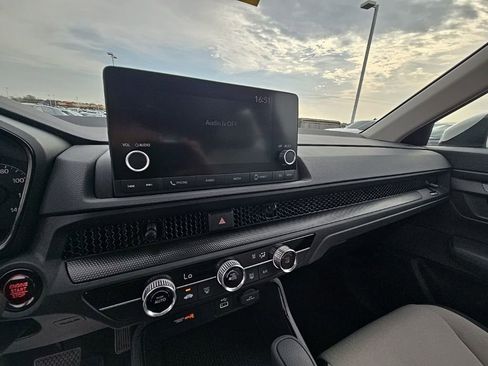 Certified 2023 Honda CR-V LX image 18