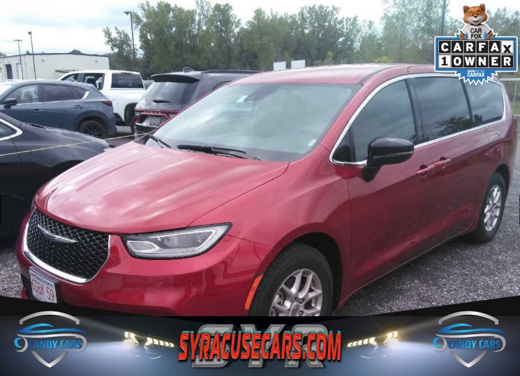 Used 2025 Chrysler Pacifica Select FWD image 1