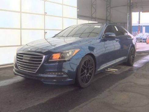 Used 2015 Hyundai Genesis 5.0 image 2