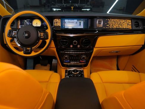 Used 2026 Rolls-Royce Phantom Sedan RWD image 70
