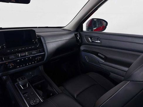 Certified 2023 Nissan Pathfinder SL AWD/4WD image 20
