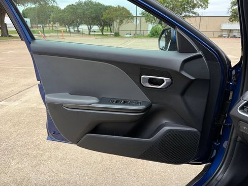 Used 2025 Kia K4 FWD image 18