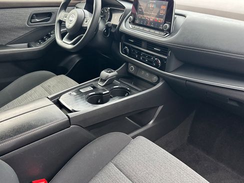 Certified 2021 Nissan Rogue S image 16