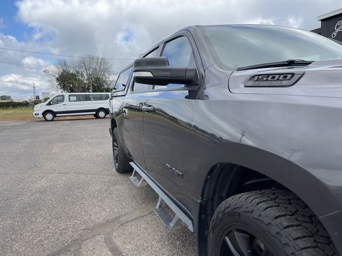 Used 2021 RAM 1500 Big Horn image 15