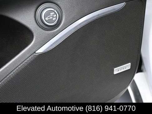 Used 2021 Buick Enclave Avenir w/ Avenir Technology Package AWD/4WD image 17