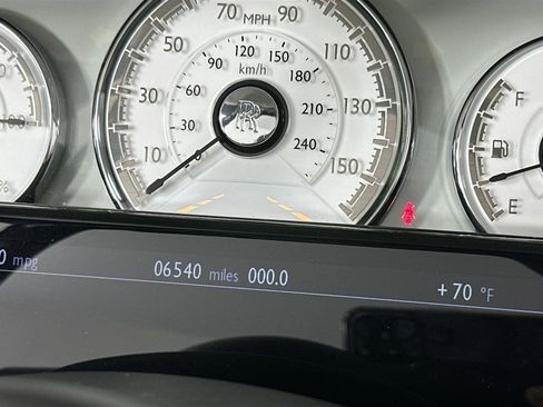Certified 2016 Rolls-Royce Dawn image 13