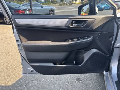 Used 2015 Subaru Legacy 2.5i Premium AWD/4WD image 26