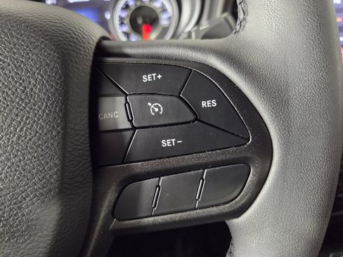 Used 2022 Jeep Cherokee Trailhawk w/ Trailer Tow Group AWD/4WD image 17