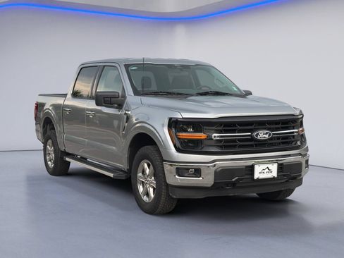 Used 2025 Ford F150 XLT w/ Equipment Group 301A Standard AWD/4WD image 5