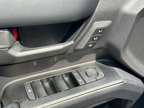 Used 2025 Toyota 4Runner Trailhunter AWD/4WD image 16