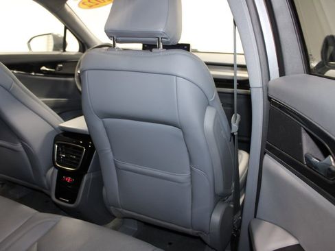 Used 2022 Lincoln Nautilus Reserve image 33