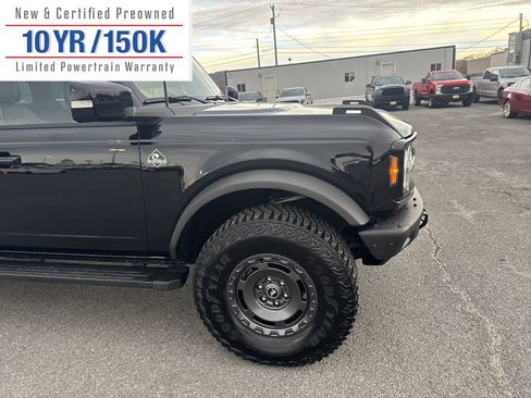 Used 2024 Ford Bronco Outer Banks image 4