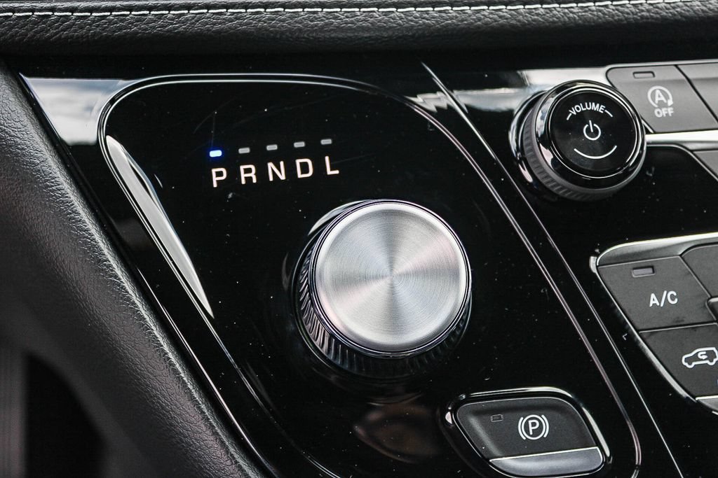 New 2027 Chrysler Pacifica Select FWD image 21