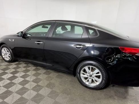 Used 2017 Kia Optima LX FWD image 7