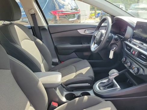 Used 2024 Kia Forte LXS FWD image 32