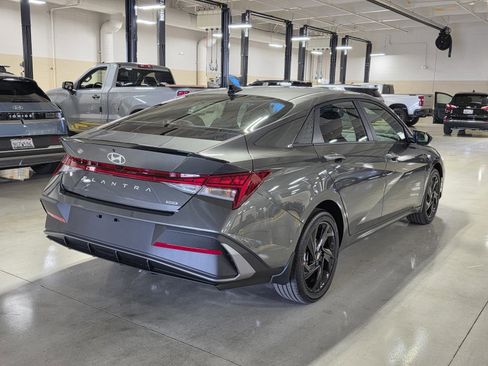 New 2026 Hyundai Elantra Sport image 7