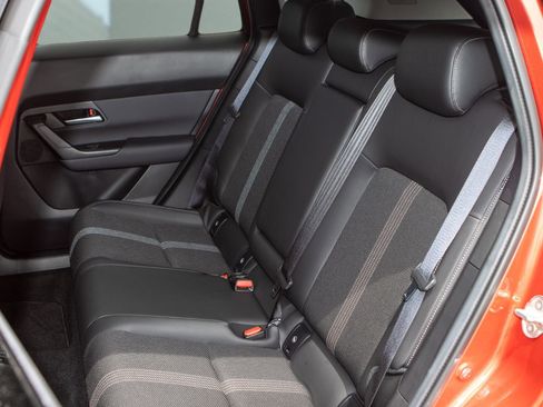 Certified 2025 MAZDA CX-50 AWD 2.5 S w/ Premium Package image 7