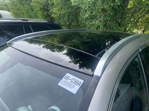 Certified 2019 Mercedes-Benz GLC 300 4MATIC image 23