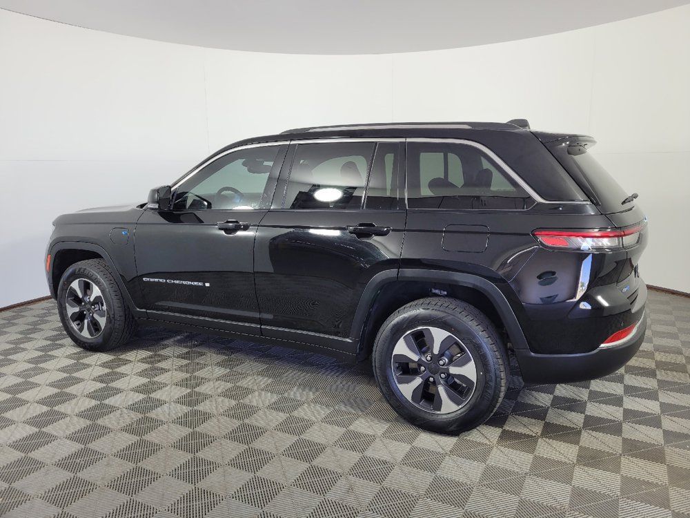Used 2022 Jeep Grand Cherokee Limited 4xe AWD/4WD image 3