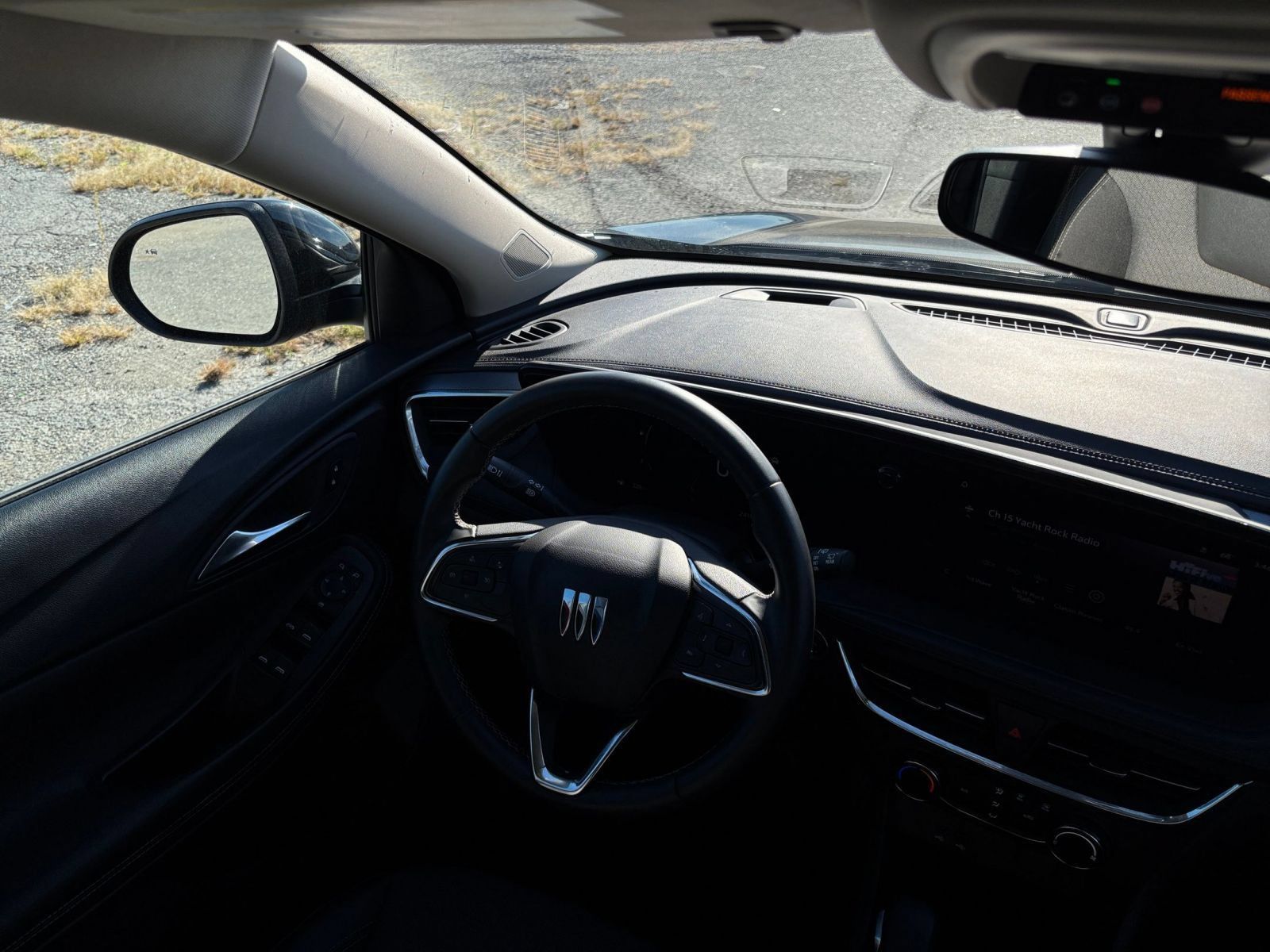 Used 2025 Buick Encore GX Preferred AWD/4WD image 30