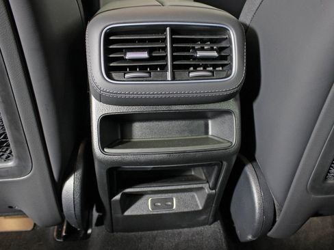 Certified 2025 Mercedes-Benz GLE 53 AMG GLE 53 AMGﾮ image 32