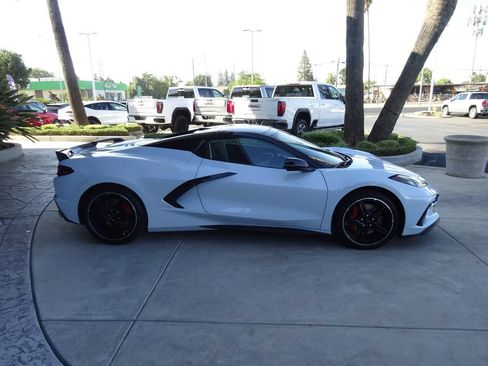 Certified 2023 Chevrolet Corvette Stingray Premium Conv w/ Z51 Performance Package RWD image 9