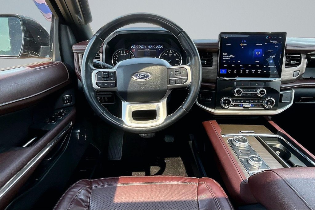 Used 2022 Ford Expedition Max Limited AWD/4WD image 5
