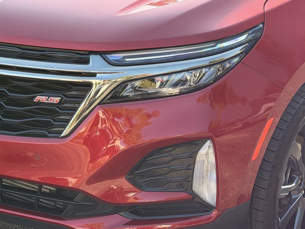 Used 2022 Chevrolet Equinox RS w/ RS Leather Package FWD image 10