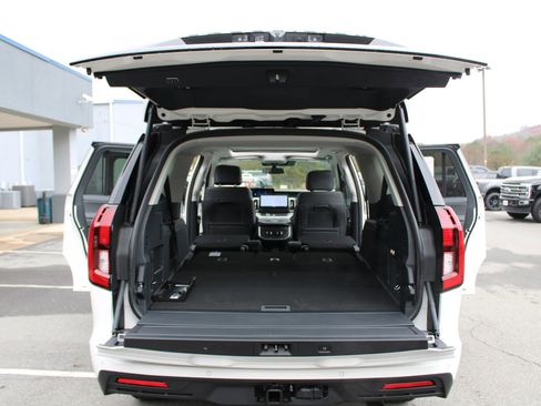 New 2025 Ford Expedition Max Active image 17