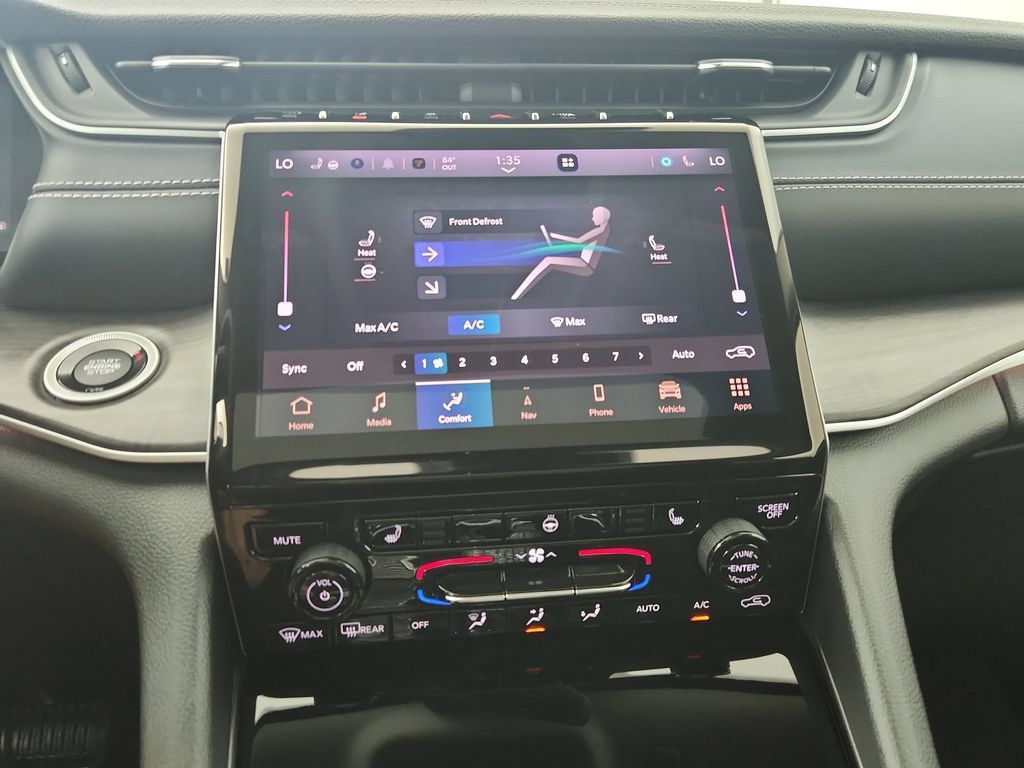 Certified 2023 Jeep Grand Cherokee Limited AWD/4WD image 30