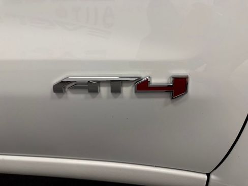 Used 2023 GMC Sierra 1500 AT4 w/ AT4 Preferred Package AWD/4WD image 15