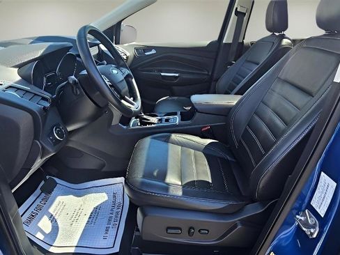 Used 2018 Ford Escape SEL w/ Ford Safe & Smart Package AWD/4WD image 10