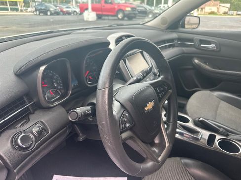 Used 2016 Chevrolet Malibu LT FWD image 22
