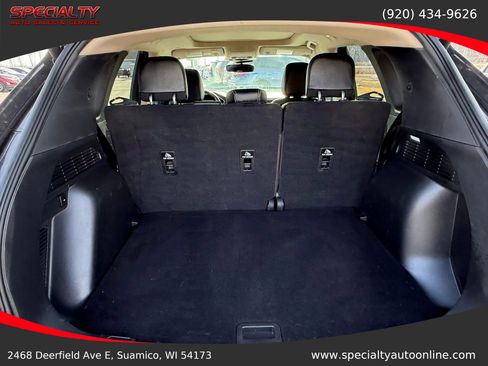 Used 2020 Ford Escape Titanium image 20