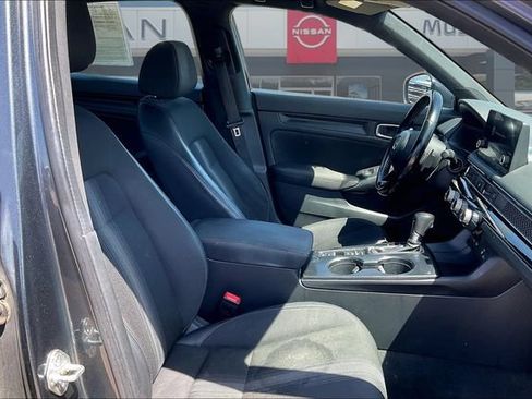 Used 2023 Honda Civic Sport image 26