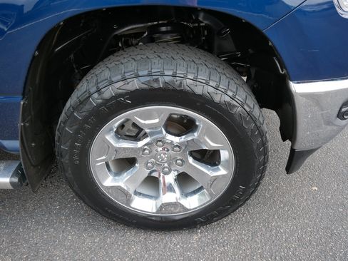 Used 2019 RAM 1500 Big Horn AWD/4WD image 15