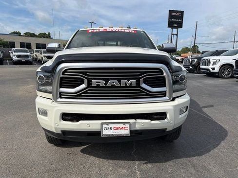 Used 2018 RAM 3500 Laramie Longhorn AWD/4WD image 3
