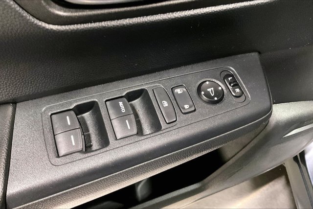Used 2025 Honda CR-V LX image 39