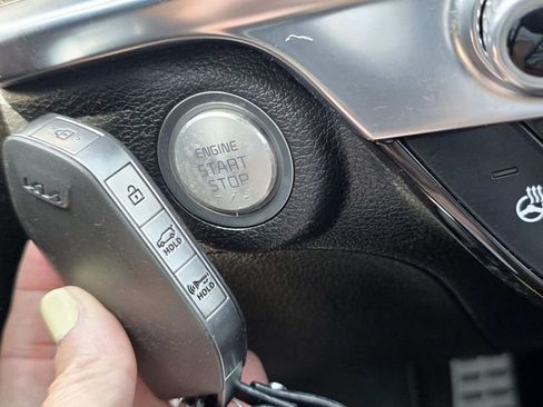 Used 2024 Kia Telluride SX Prestige AWD/4WD image 20