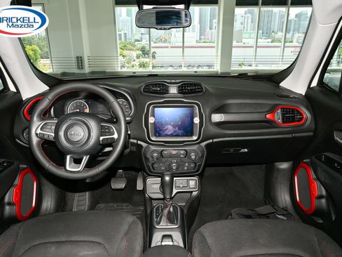 Used 2023 Jeep Renegade Trailhawk AWD/4WD image 20