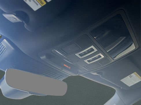 Used 2025 Jaguar F-PACE R-Dynamic S image 30