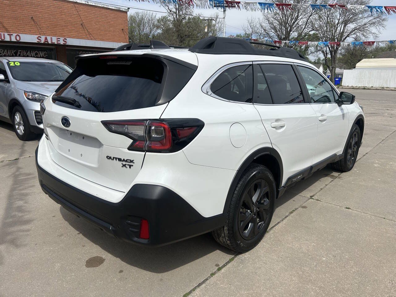 Used 2020 Subaru Outback Onyx Edition XT AWD/4WD image 6