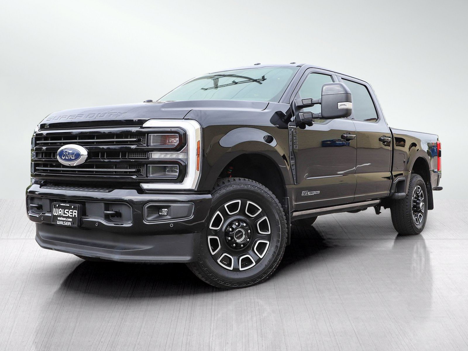Used 2026 Ford F250 Platinum AWD/4WD image 1