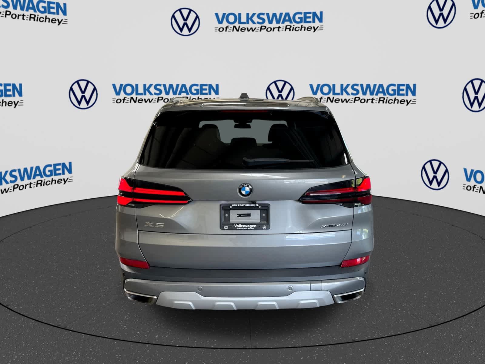 Used 2024 BMW X5 xDrive40i AWD/4WD image 13
