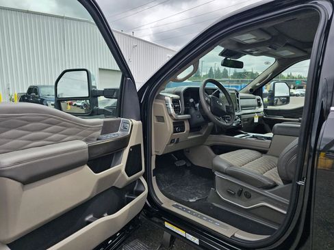 New 2026 Ford F450 Platinum w/ Platinum Plus Package AWD/4WD image 14