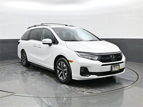 Used 2025 Honda Odyssey EX-L image 3