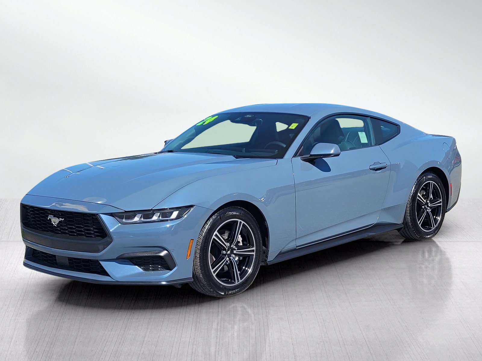 Used 2024 Ford Mustang Coupe RWD image 8
