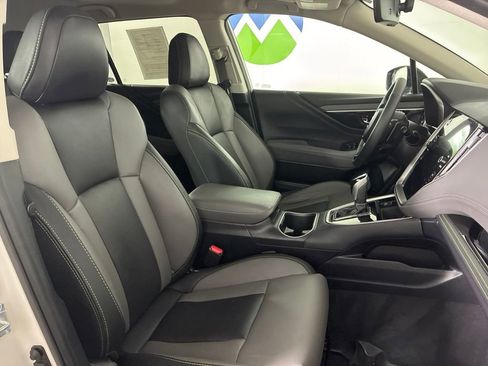 Used 2024 Subaru Outback Onyx Edition AWD/4WD image 31